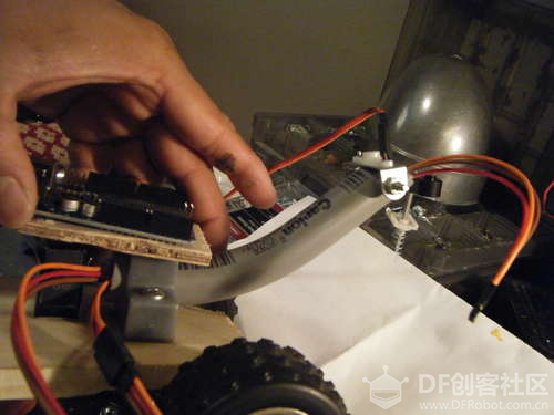 制作基于Arduino的自动避障机器龟图44