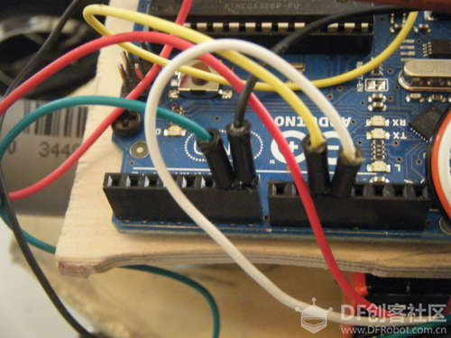 制作基于Arduino的自动避障机器龟图52
