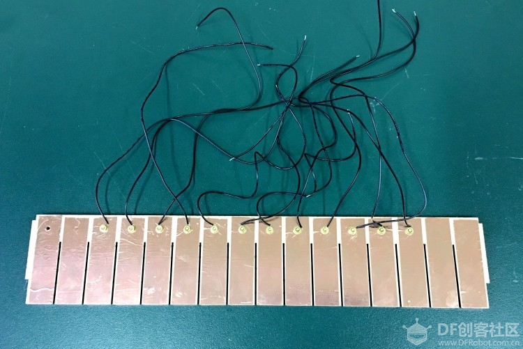 炫彩电子钢琴的设计与制作图3