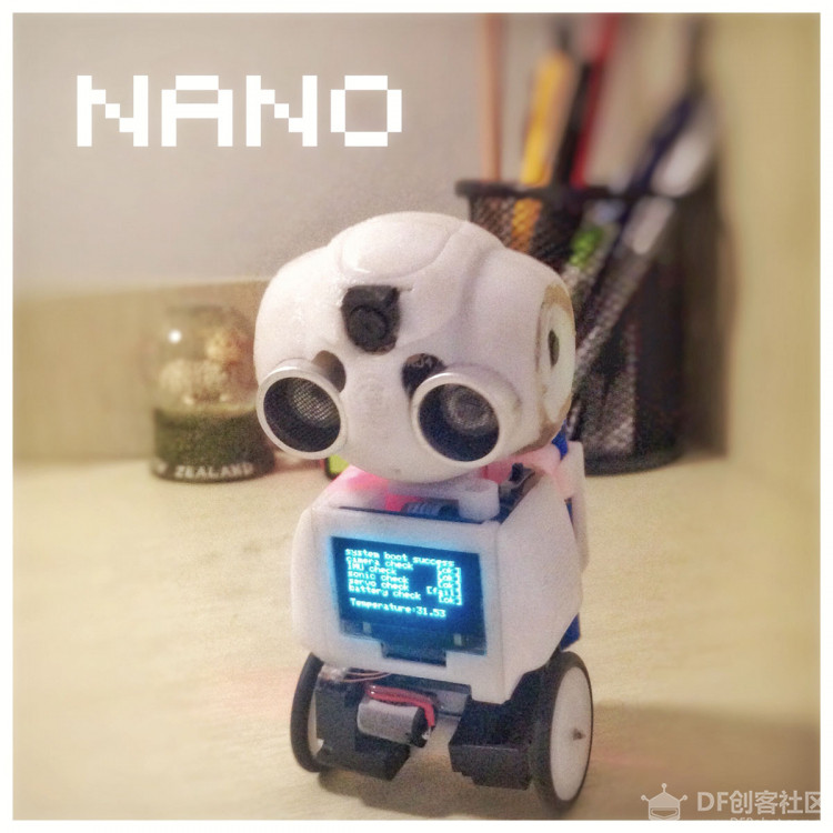 蛋黄和Nano - 全球最迷你的自平衡机器人图2