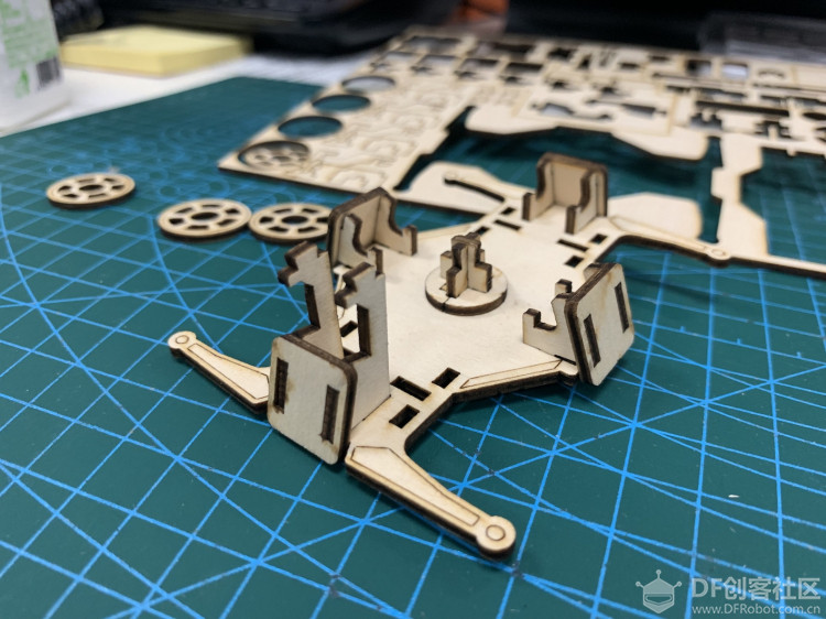 ROBOMASTER 木质小车拼装记图13