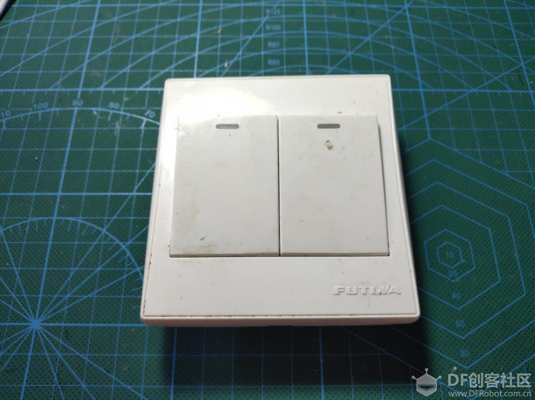 【参赛作品】DIY家庭智能家居控制系统（2）51，zigbee，esp8266图1