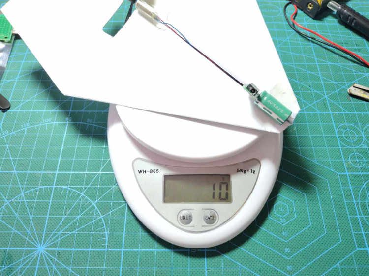 充电30秒，续航2分钟？来看超级电容飞机的制作图17