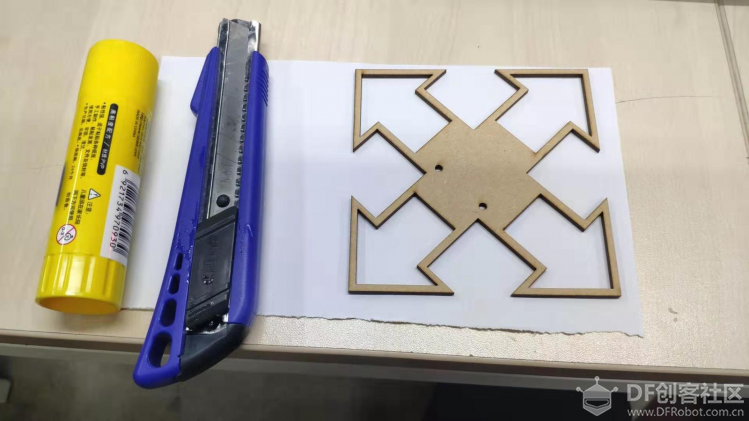 带触摸的手势传感器试用：桌面级手势方向游戏机图4
