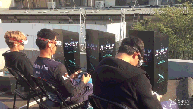 选哪个？X-FLY无人机竞速耐力赛or LRFT机甲格斗赛震撼来袭！图3