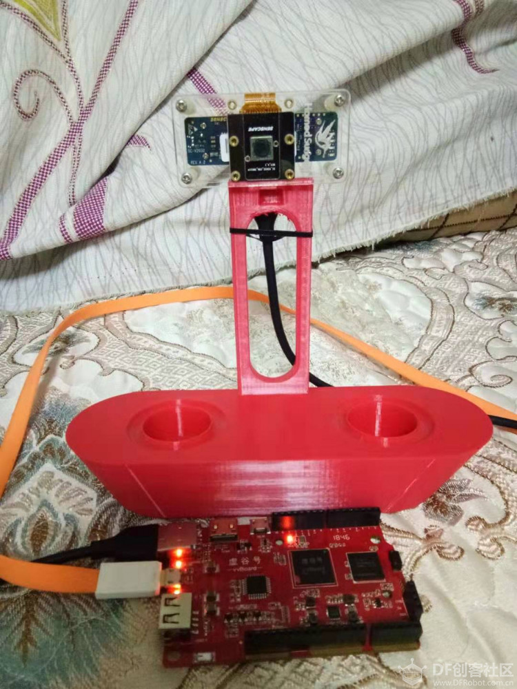 【嘉年华展示】虚谷和角蜂鸟AI视觉套件制作“物体检测器”图1