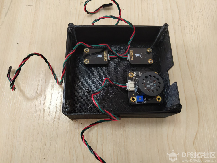 用超声波传感器做一个停车警报装置图15