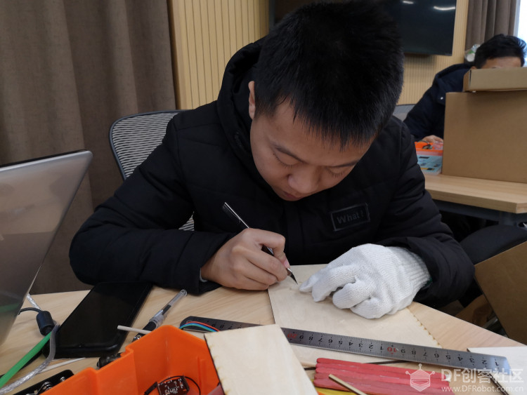 智能衣柜图5