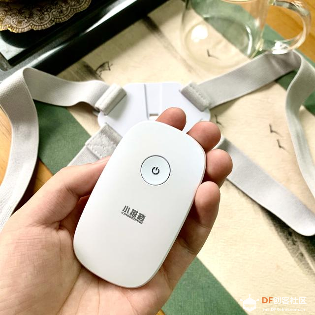 "一驼背就震动"的驼背提醒仪 智能驼背矫正带图6