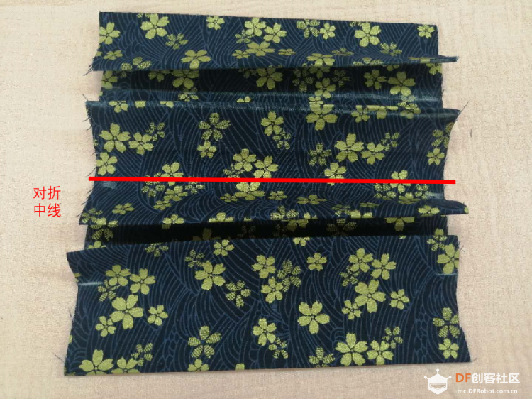 零基础DIY一个自己的个性口罩套，简单好看和实用。图10