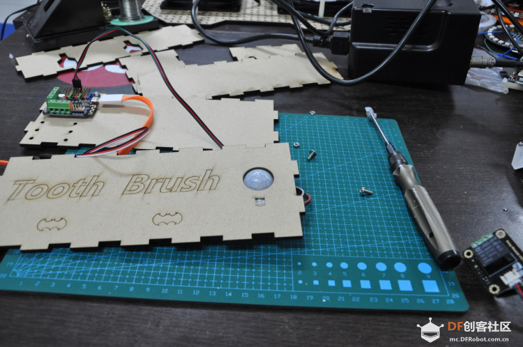 用Arduino制作一个杀菌牙刷架图14
