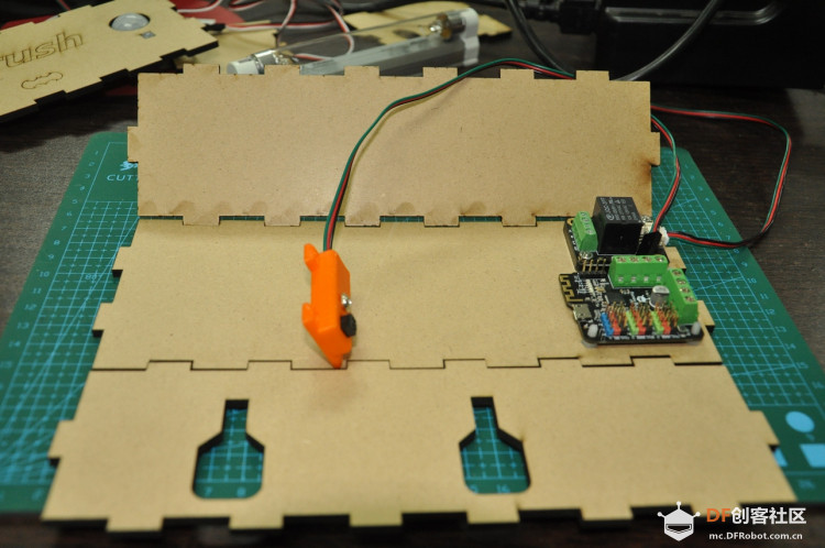 用Arduino制作一个杀菌牙刷架图19