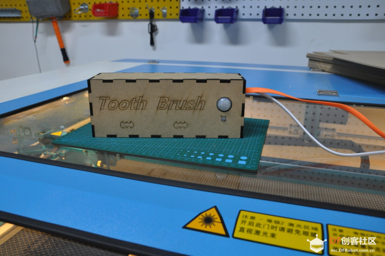 用Arduino制作一个杀菌牙刷架图22