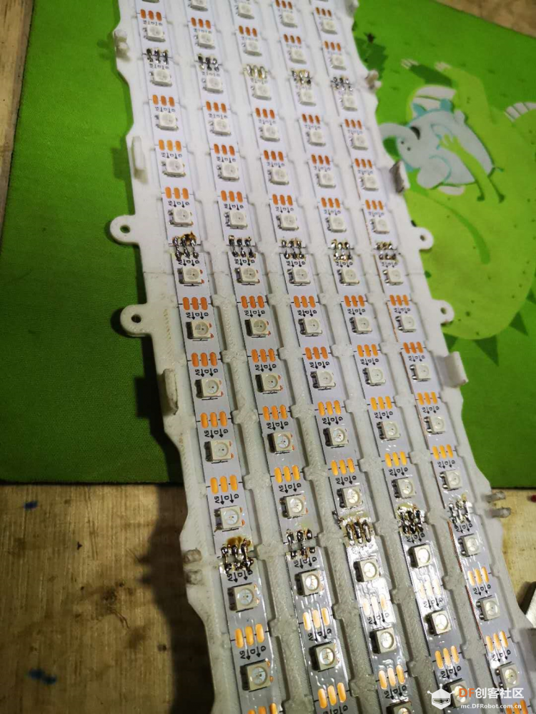 2812灯珠 arduino nano  DS1307  led时钟图6