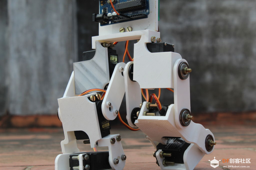 Arduino两足机器人图4