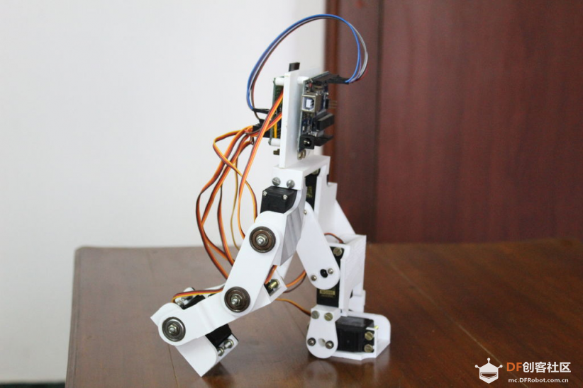 Arduino两足机器人图5
