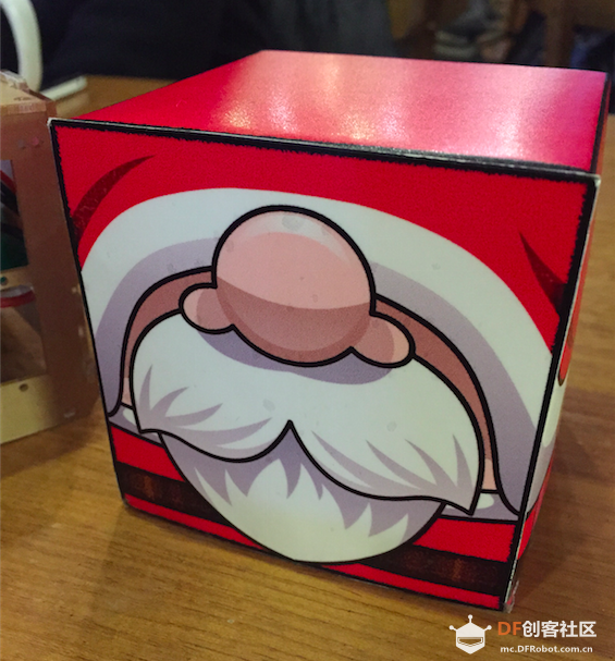 装一组机器人来踢足球赛吧！图3