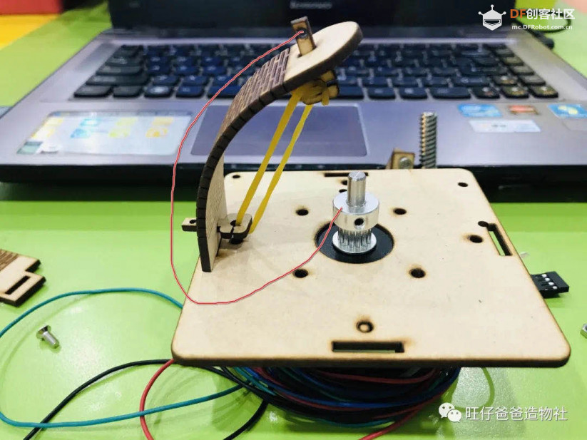 利用42步进电机制作的模拟发电开花装置图7