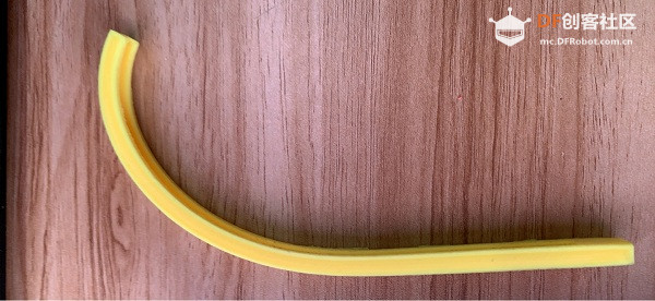 用柔性灯带制作的简单台灯图2