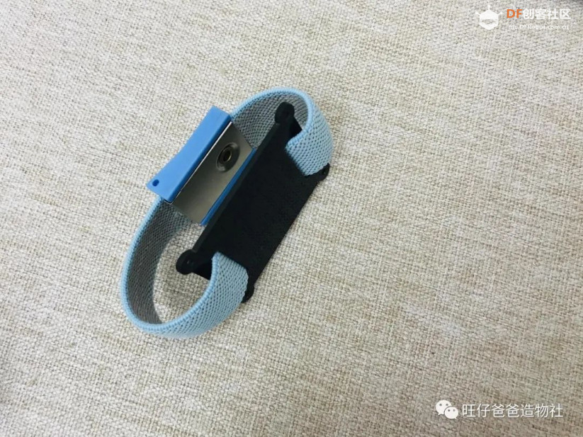 esp32玩转彩屏 | 自制太空人主题的透明手表图19