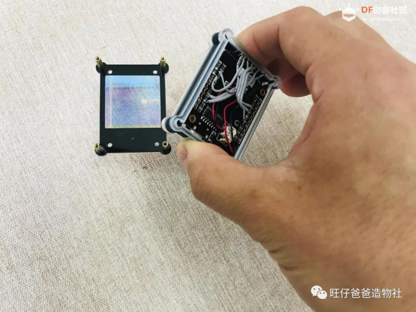 esp32玩转彩屏 | 自制太空人主题的透明手表图17