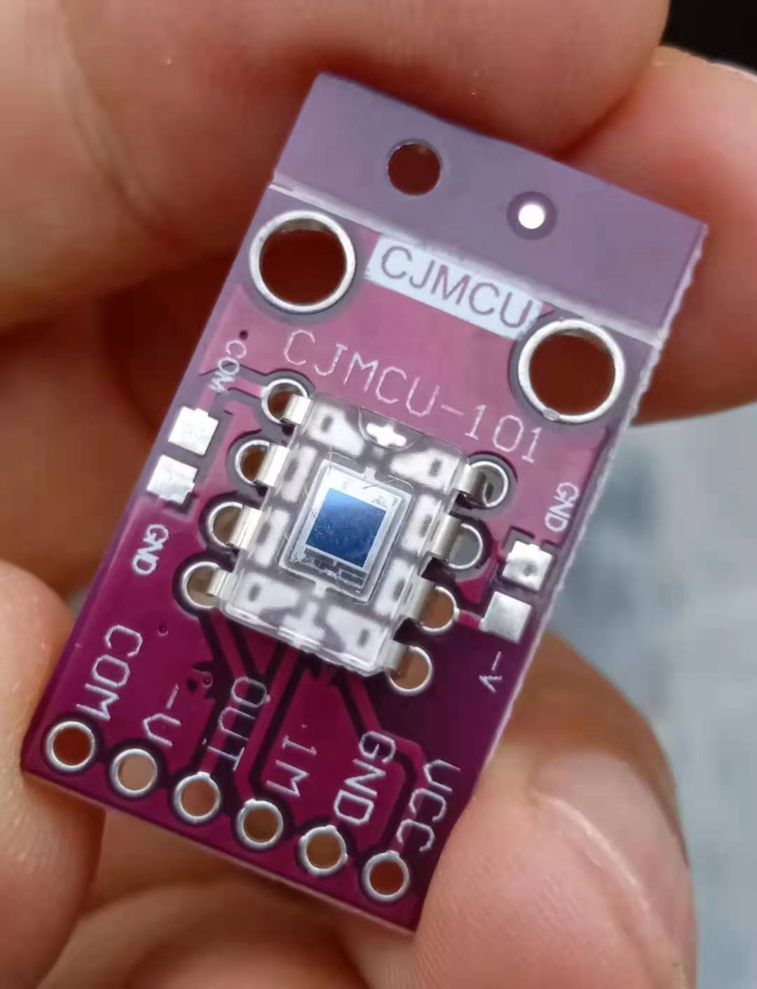 【Arduino】168种传感器系列实验（201）---OPT101模拟光照传感器图1