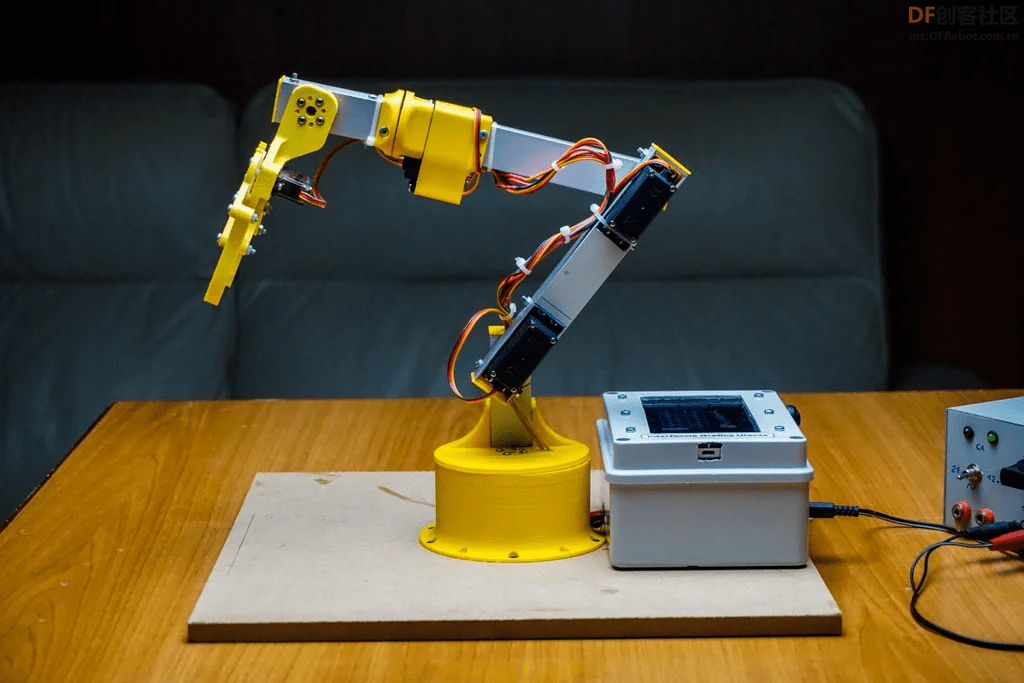 自制一个带触摸屏控制的Arduino机械臂图24
