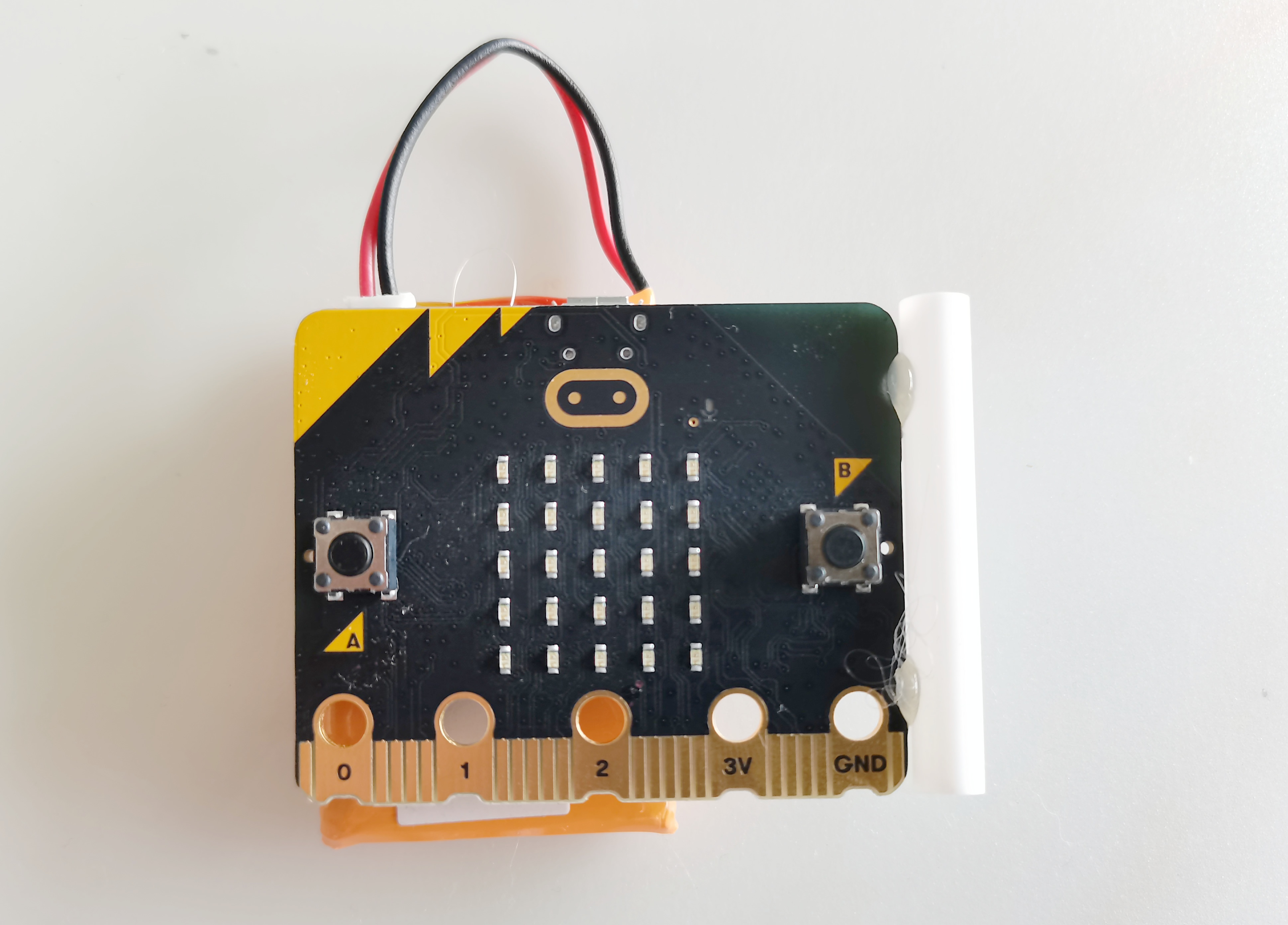 Mind+Micro:bit——声控灯 指北针  测物高仪图2