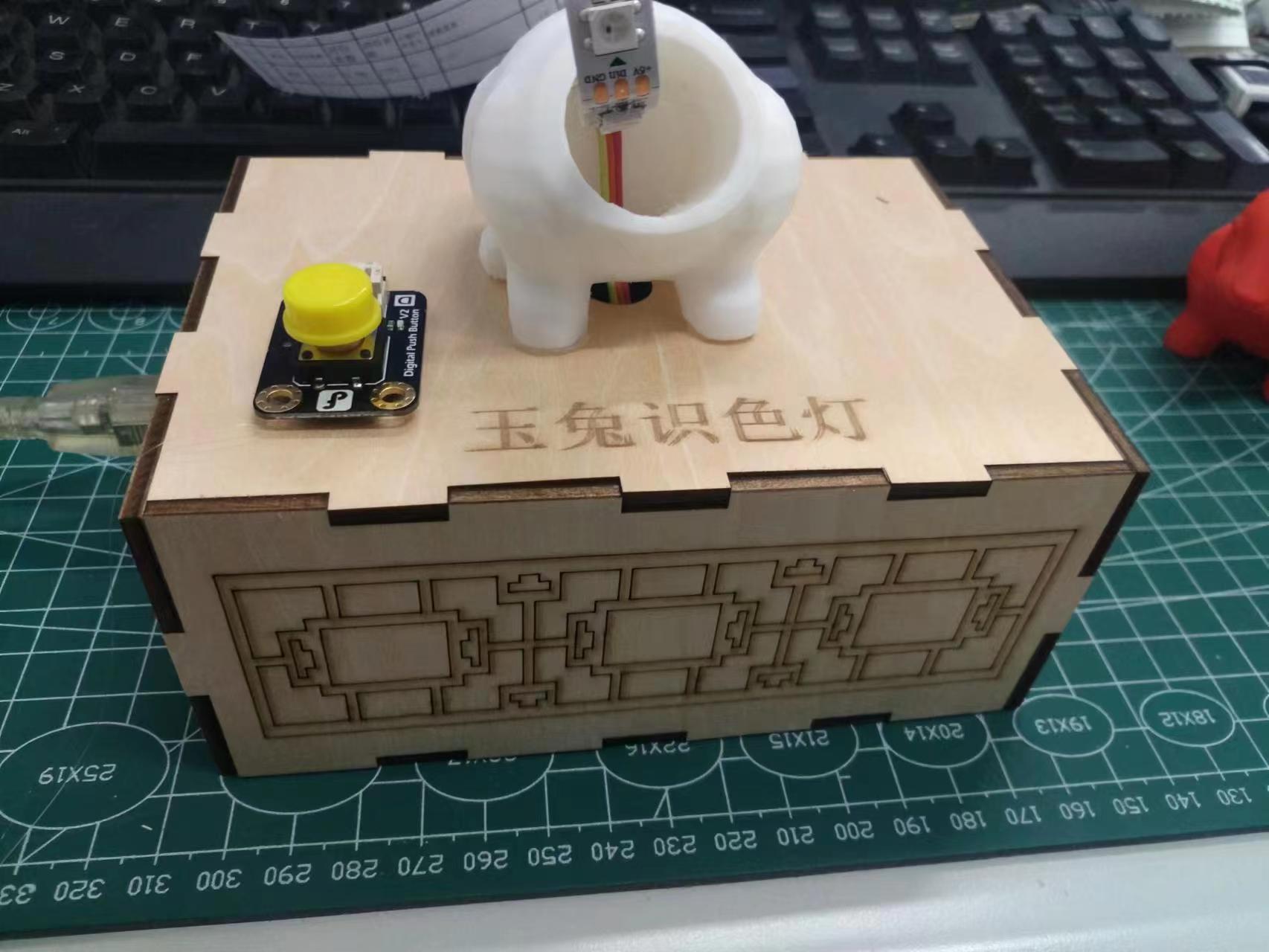 玉兔识色来，春暖花开时图8