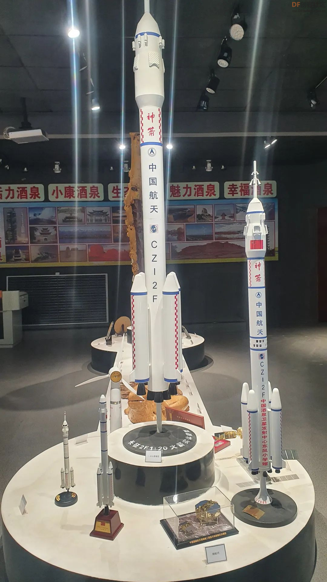 【比赛优秀作品】​中国酒泉卫星发射中心火箭转运模型图9