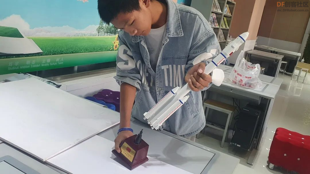 【比赛优秀作品】​中国酒泉卫星发射中心火箭转运模型图11