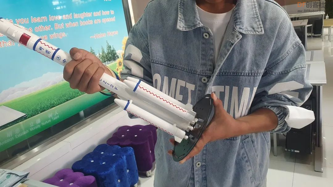 【比赛优秀作品】​中国酒泉卫星发射中心火箭转运模型图13