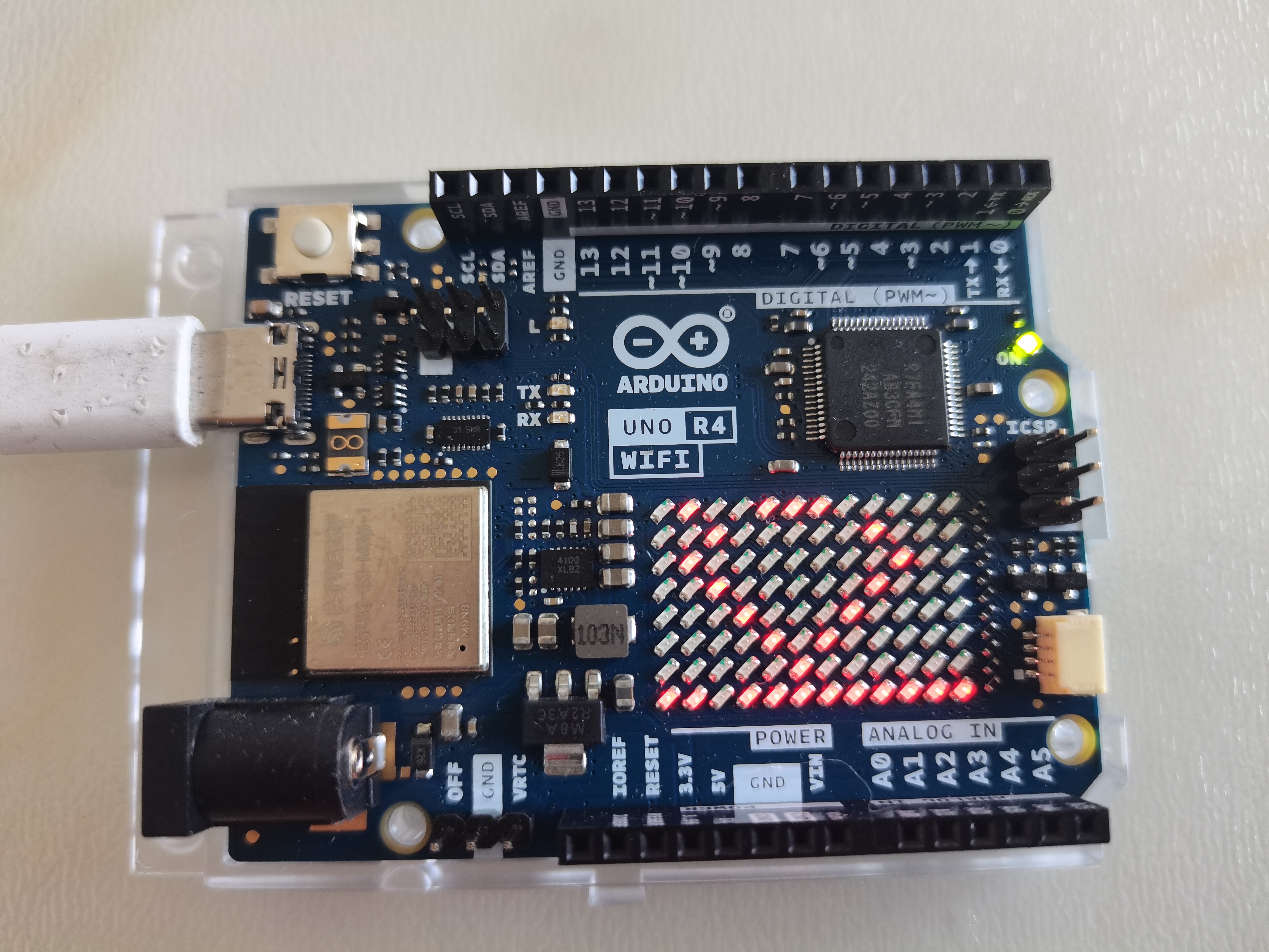Arduino UNO R4 与行空板 LED矩阵互动图1