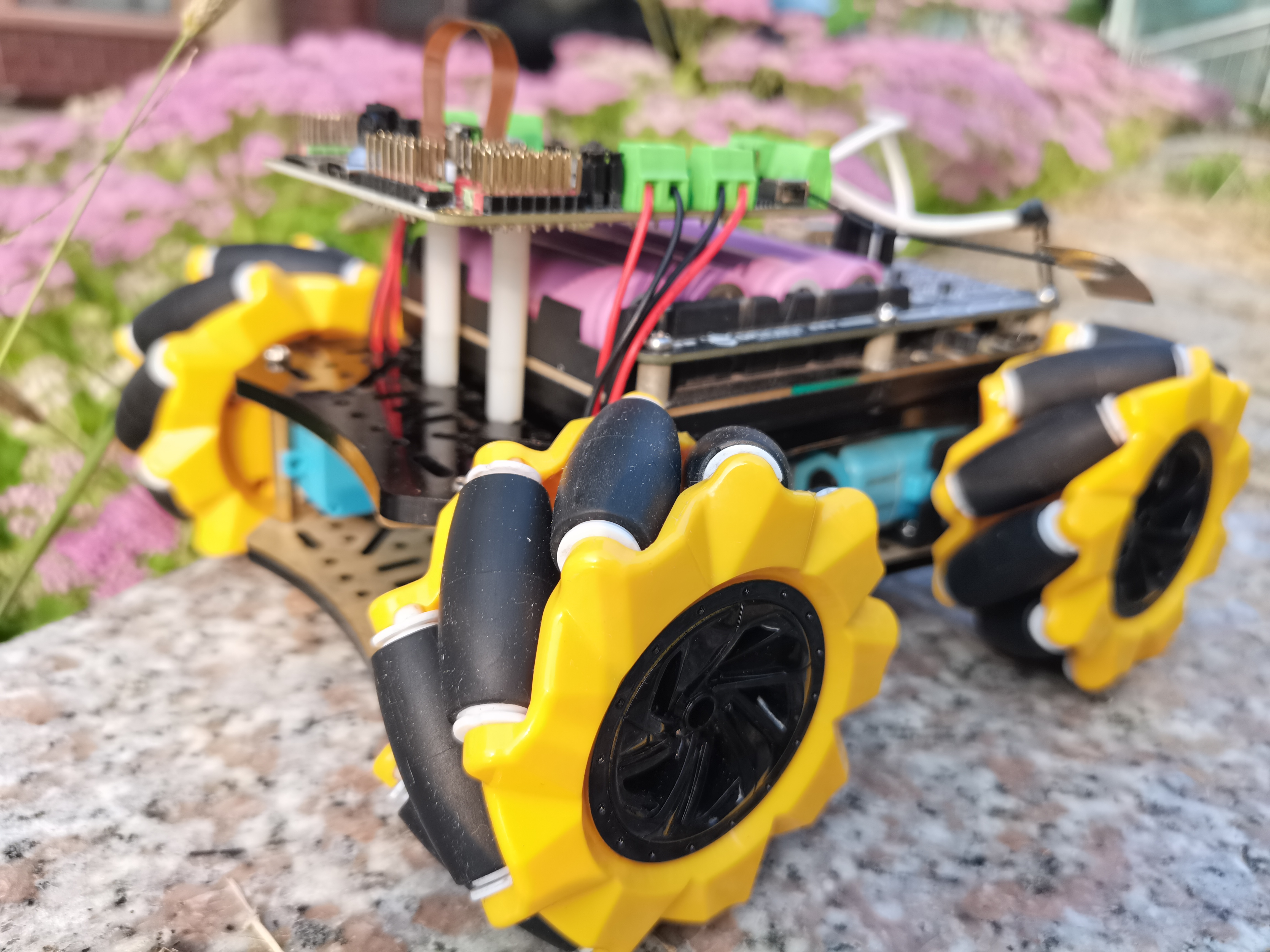 ESP32 麦克纳姆轮 视频车图2