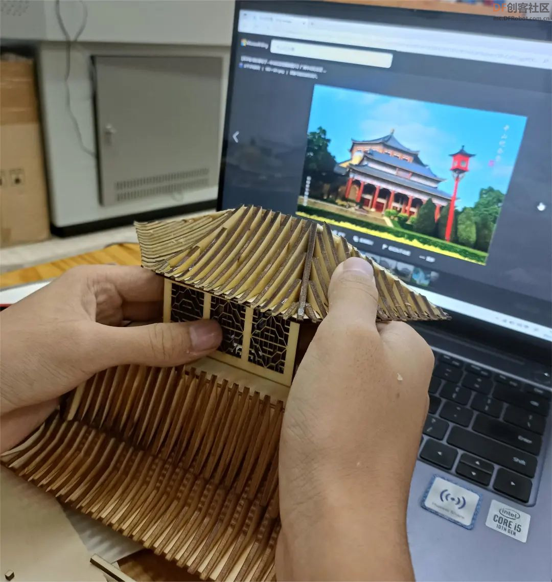 【比赛优秀作品】互动式智能广州建筑文化动态展台，为...图7