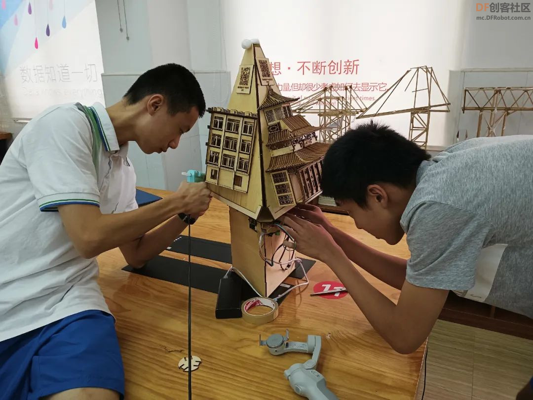 【比赛优秀作品】互动式智能广州建筑文化动态展台，为...图13