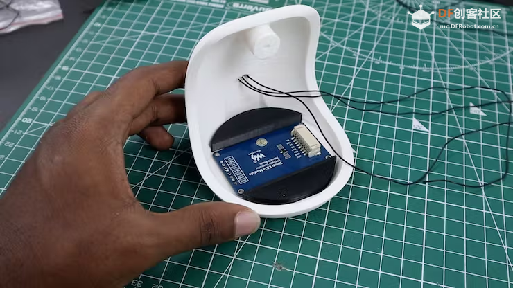 Emo：基于树莓派 4B DIY 能笑会动的桌面机器人图14