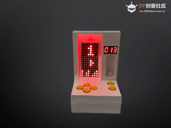 怀旧风互联网收音机、迷你ESP32 NAS、六轴无人机｜DF创客周...图5