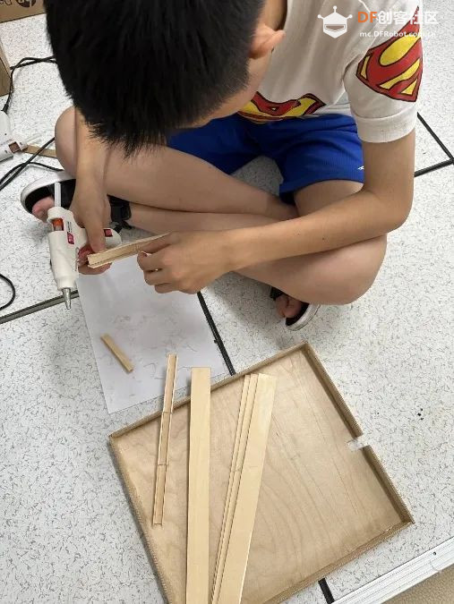 【比赛优秀作品】坠落的小球图6