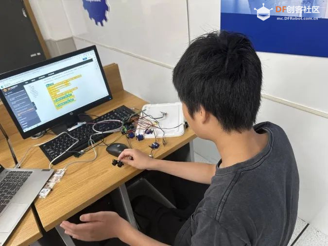 【比赛优秀作品】坠落的小球图3