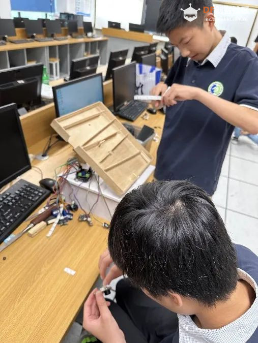【比赛优秀作品】坠落的小球图7