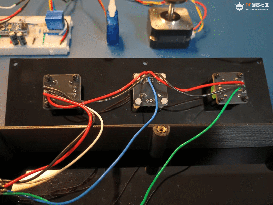 3D打印遥控气垫船、微型步行机器人、变压器式实验室电源...图13