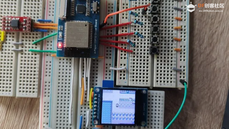 做一台基于 ESP32 DIY 复古游戏机——MicroByte图5