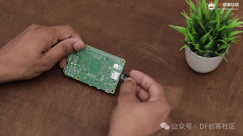 用树莓派4做个迷你版PS5图14