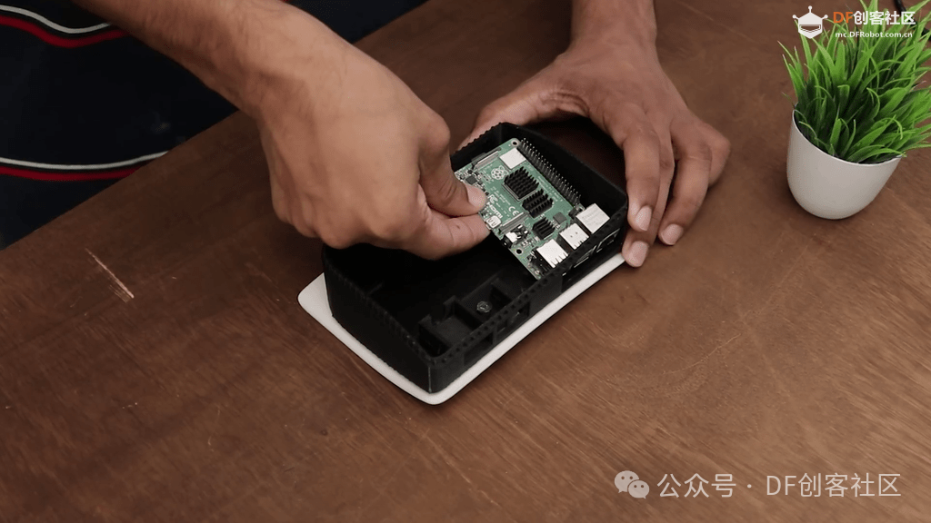 用树莓派4做个迷你版PS5图15