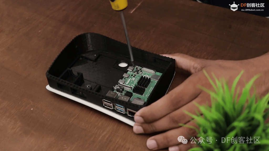 用树莓派4做个迷你版PS5图16