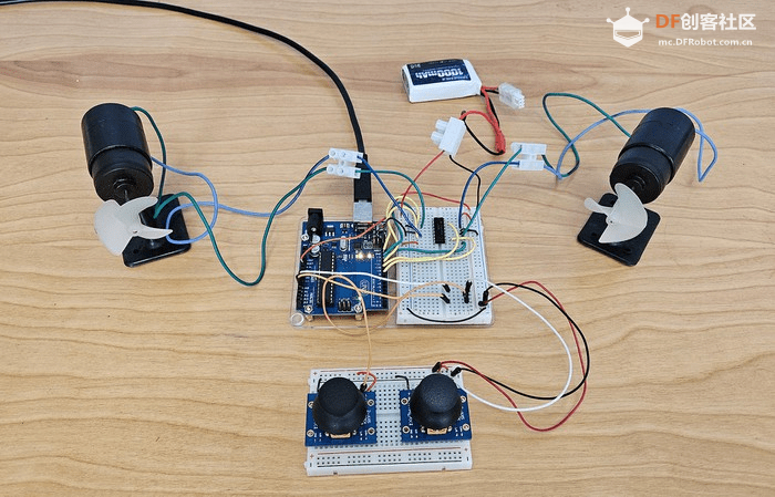 24个小钟面组成的时钟、保鲜盒打造Arduino遥控水下机器人...图3