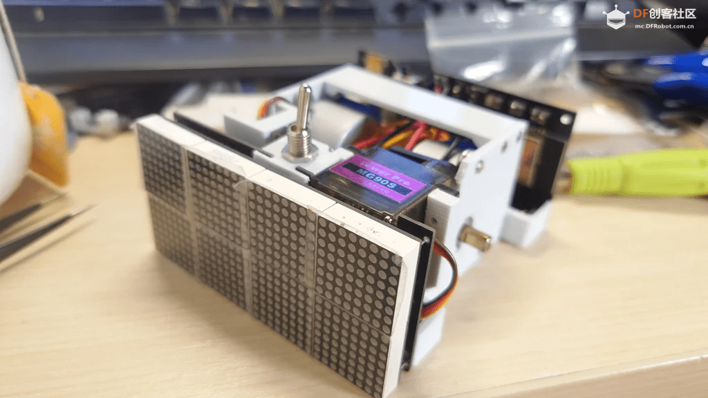 用ESP32做一个可爱的无用机器人图23