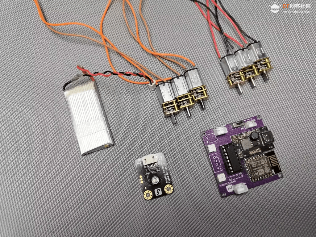 用ESP12E做一个3D打印的6轮摇臂火星探测车图7