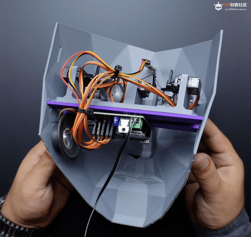 基于Arduino做的“鱿鱼游戏”BOSS面具,支持动作检测图37